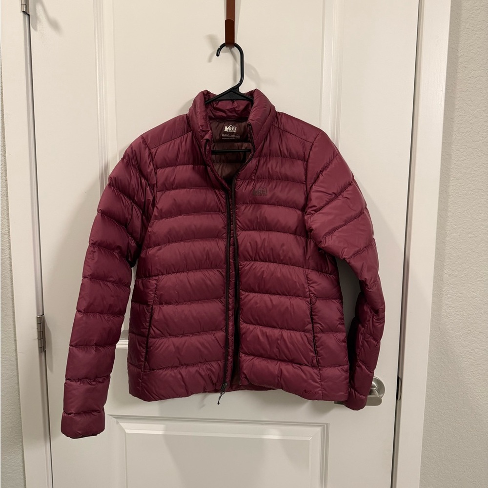 Women's 650 Down Jacket in Mauve - Size Medium